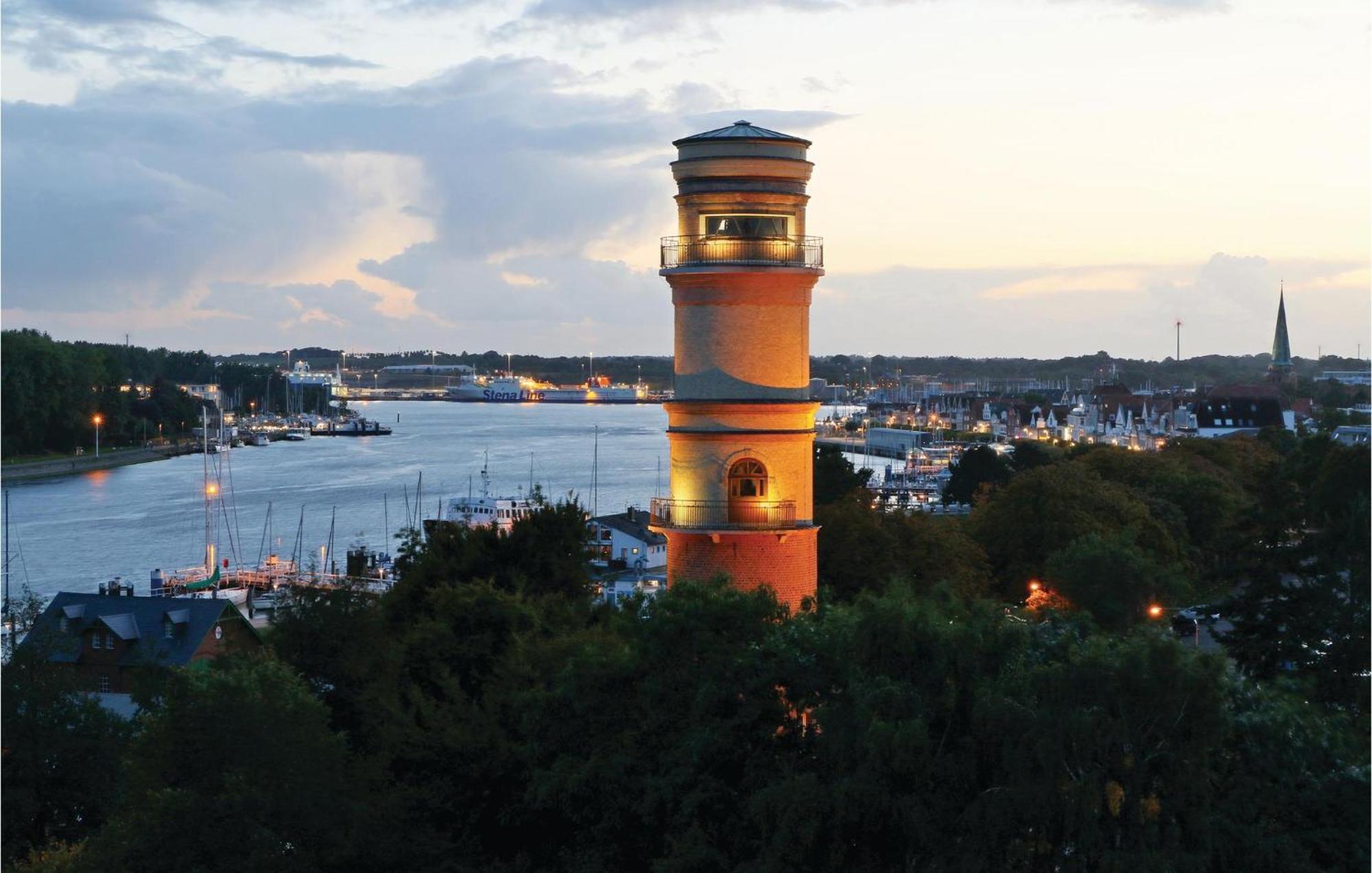 Lejlighed 2 Bedroom Awesome In Travemuende *